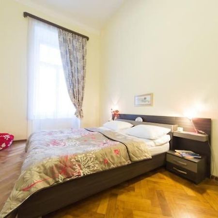 Apartment On Tabidze 3/5 Tiflis Dış mekan fotoğraf